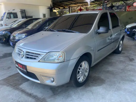 RENAULT LOGAN 2010