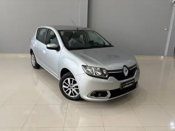 RENAULT SANDERO 2018