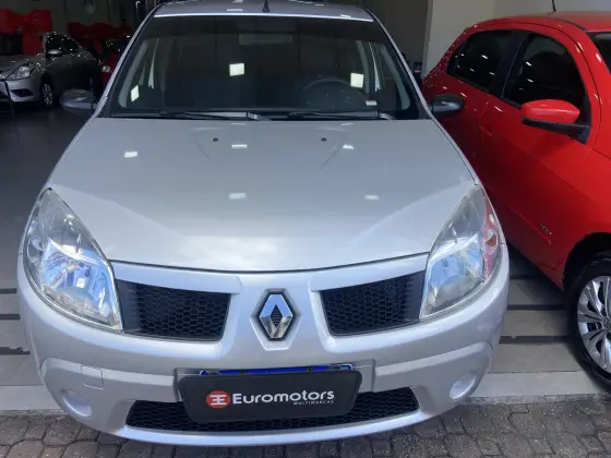 RENAULT SANDERO 2009