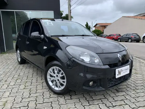 RENAULT SANDERO 2014