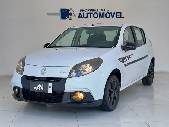 RENAULT SANDERO 2014