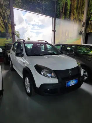 RENAULT SANDERO 2014
