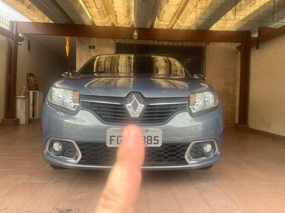 RENAULT SANDERO 2015