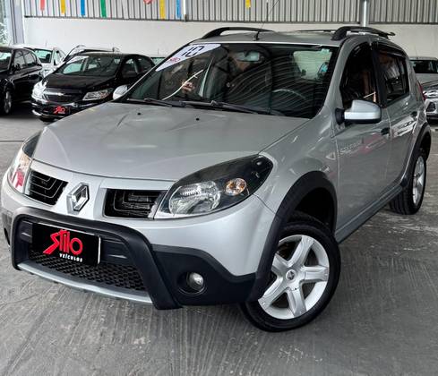 RENAULT SANDERO 2010