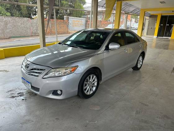 TOYOTA CAMRY 2010