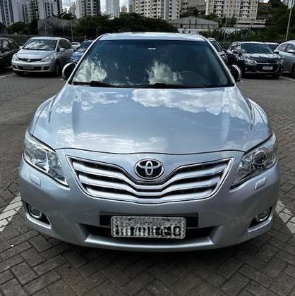 TOYOTA CAMRY 2010