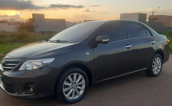 TOYOTA COROLLA 2014