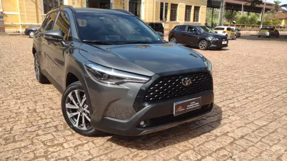 TOYOTA COROLLA CROSS 2024
