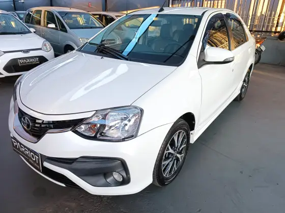 TOYOTA ETIOS 2018