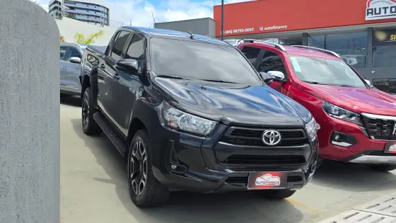 TOYOTA HILUX 2024
