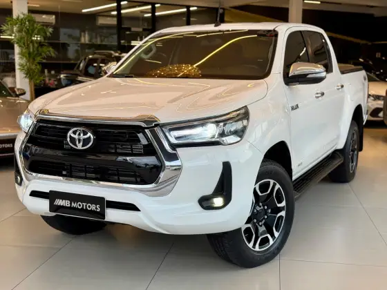 TOYOTA HILUX 2021
