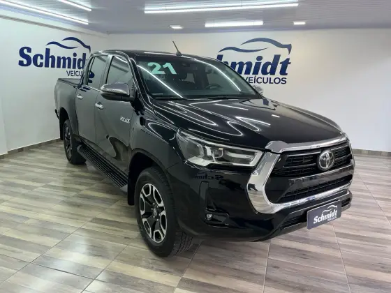 TOYOTA HILUX 2021