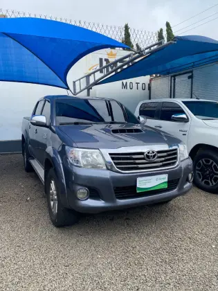 TOYOTA HILUX 2013
