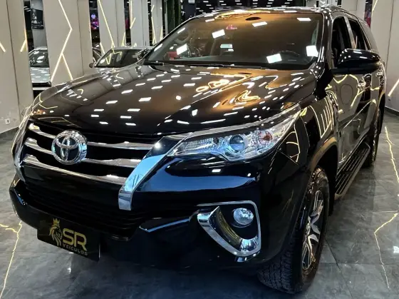 TOYOTA HILUX SW4 2019