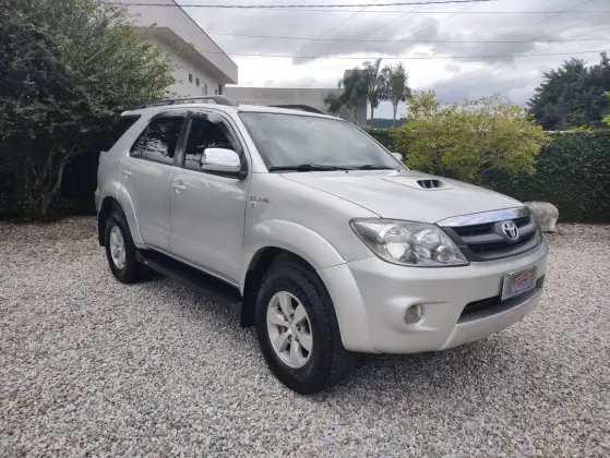 TOYOTA HILUX SW4 2007