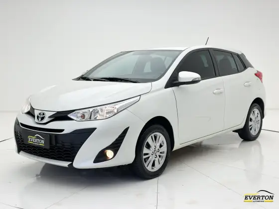 TOYOTA YARIS 2019
