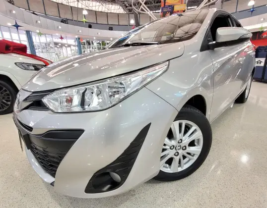 TOYOTA YARIS 2019