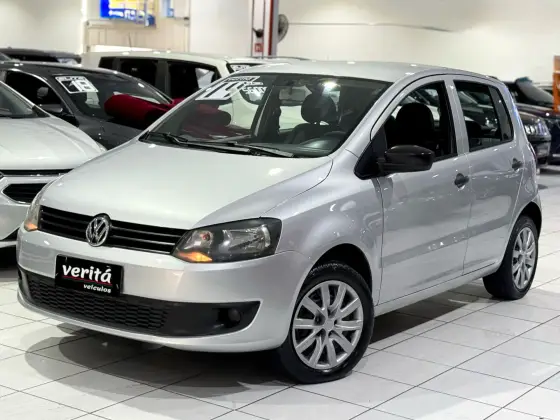 VOLKSWAGEN FOX 2014