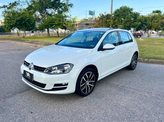 VOLKSWAGEN GOLF 2014