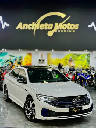 VOLKSWAGEN JETTA 2024