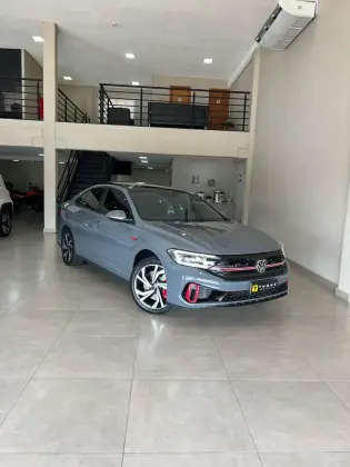 VOLKSWAGEN JETTA 2024