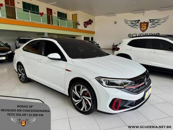 VOLKSWAGEN JETTA 2024