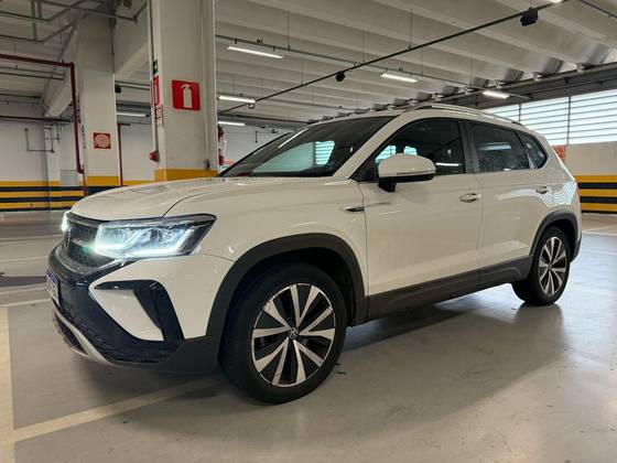 VOLKSWAGEN TAOS 2022
