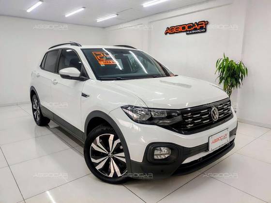 VOLKSWAGEN T-CROSS 2024