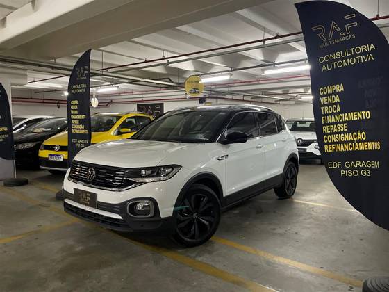 VOLKSWAGEN T-CROSS 2024