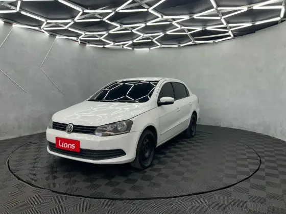 VOLKSWAGEN VOYAGE 2013