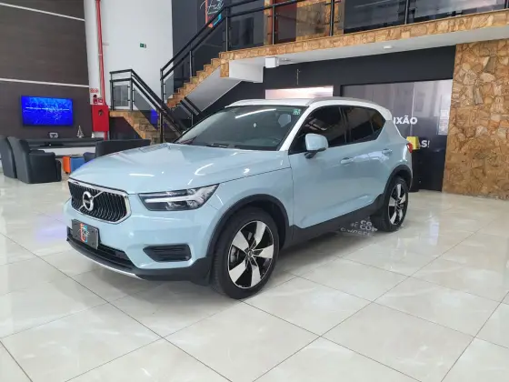 VOLVO XC40 2018