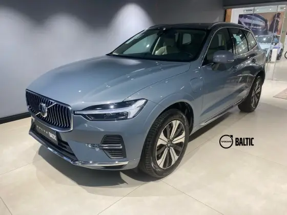 VOLVO XC60 2024