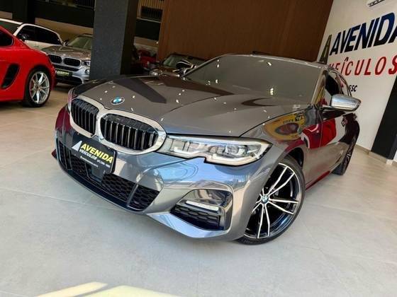 BMW 320i 2021