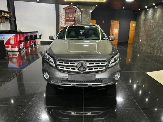 MERCEDES-BENZ GLA 200 2018