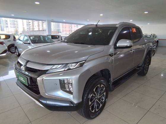 MITSUBISHI L200 TRITON 2023