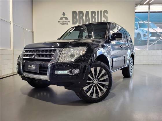 MITSUBISHI PAJERO FULL 2019