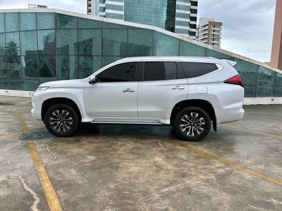 MITSUBISHI PAJERO SPORT 2021