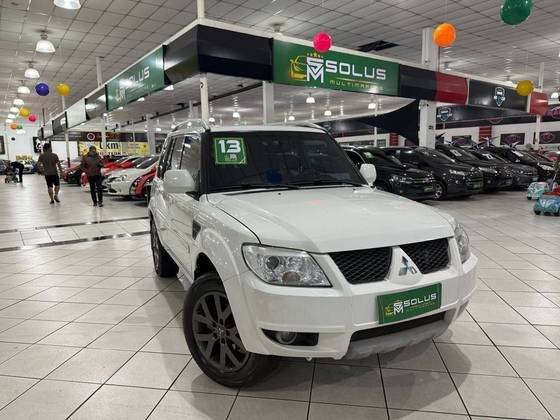 MITSUBISHI PAJERO TR4 2013