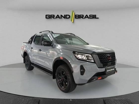 NISSAN FRONTIER 2025