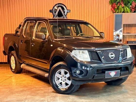 NISSAN FRONTIER 2014