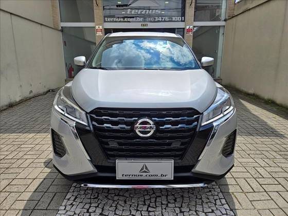 NISSAN KICKS 2022