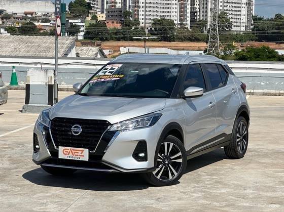 NISSAN KICKS 2022