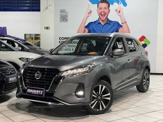 NISSAN KICKS 2022
