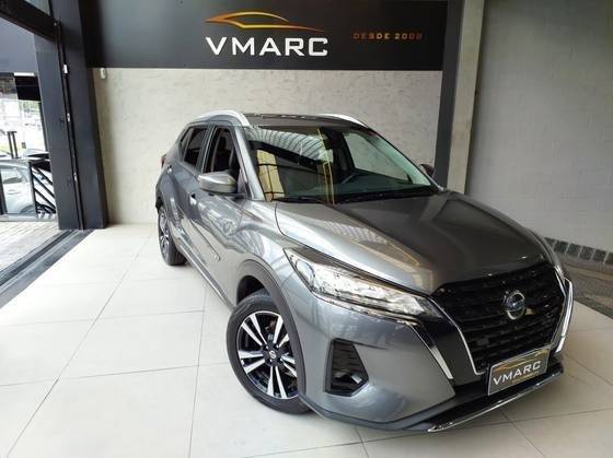 NISSAN KICKS 2022