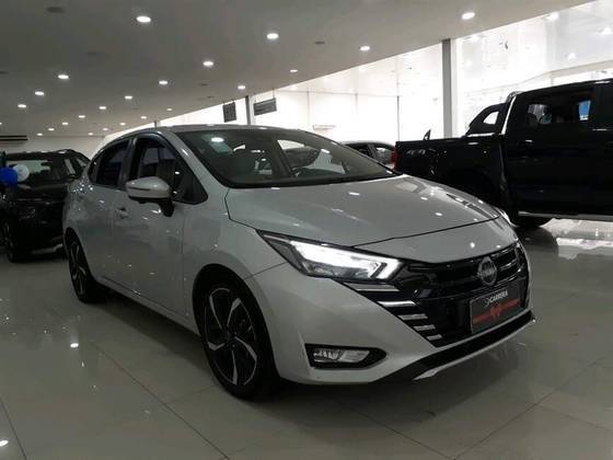 NISSAN VERSA 2024