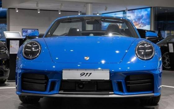 PORSCHE 911 2025