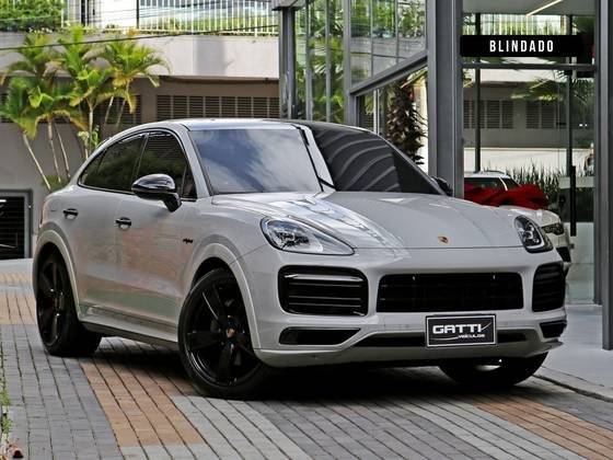 PORSCHE CAYENNE 2022