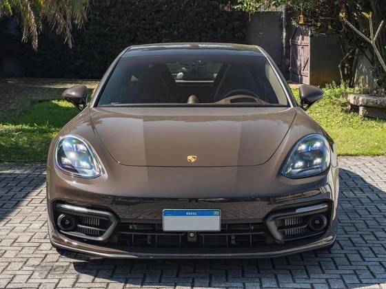 PORSCHE PANAMERA 2022