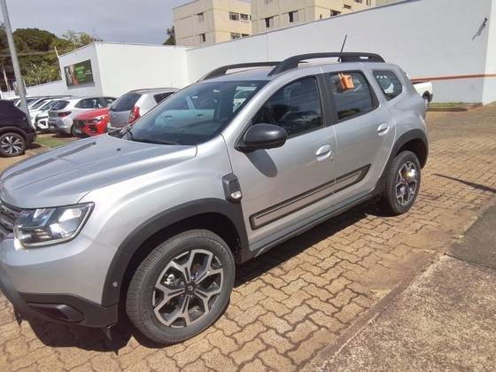 RENAULT DUSTER 2023