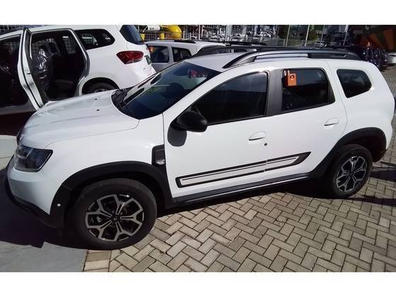RENAULT DUSTER 2023